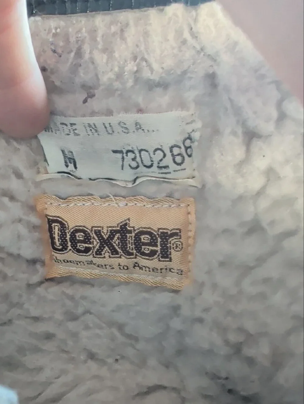 Dexter sleek black
